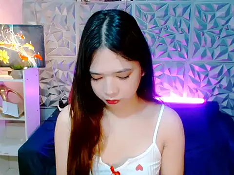 7inchbigsurprise online show from June 20, 2026, 11:46 am