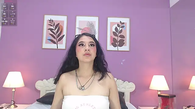 YayaQueen online show from May 8, 2026, 11:48 am