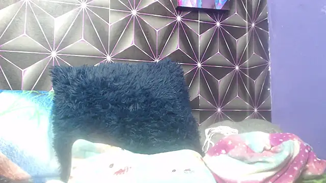 Snapshot of Candykss chatting on May 19, 2026, 1:56 am Candykss online show from May 19, 2026, 1:56 am
