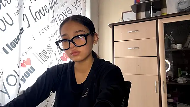 CatherineForbes online show from March 27, 2026, 8:20 am