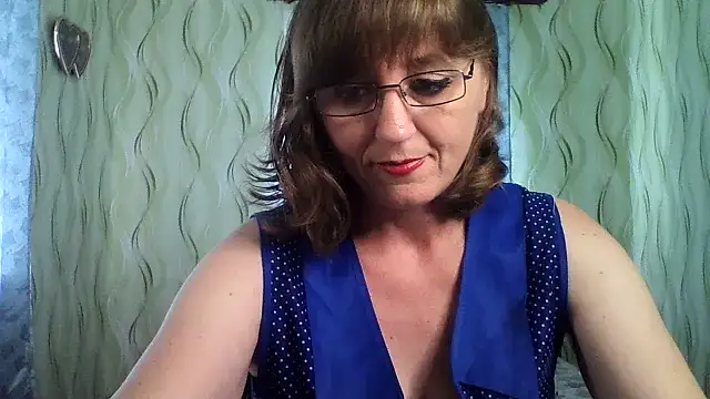 Alisaprice077 online show from June 30, 2026, 11:55 am