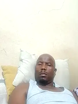 Zolani003 online show from May 5, 2026, 7:44 pm