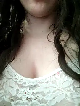 Kamilya89six online show from April 27, 2026, 3:10 pm