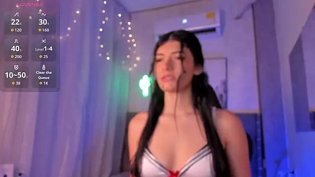 karolina vince online show from April 11, 2026, 5:28 pm