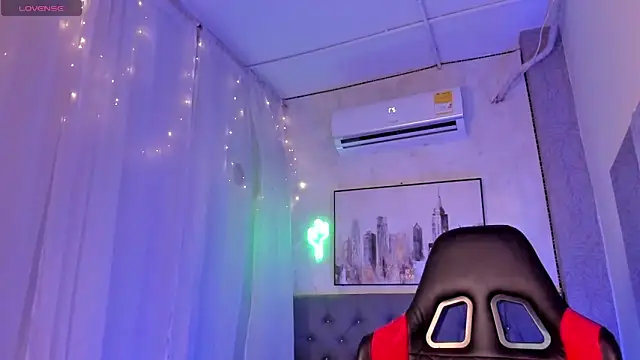 karolina vince online show from April 15, 2026, 6:48 pm