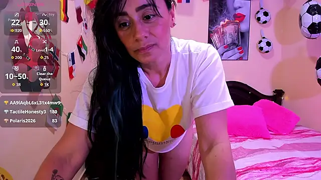 Snapshot of sara_florez12 chatting on June 27, 2026, 12:22 pm sara florez12 online show from June 27, 2026, 12:22 pm