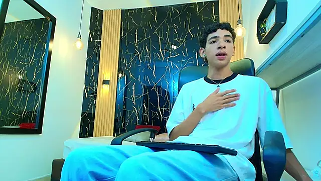 ValeriHot 1 online show from April 22, 2026, 3:09 am