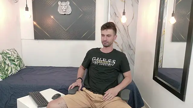 KingOfTemptation online show from May 30, 2026, 3:47 am