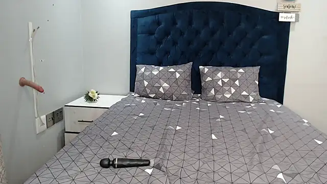 Lee Babe online show from April 21, 2026, 9:17 pm