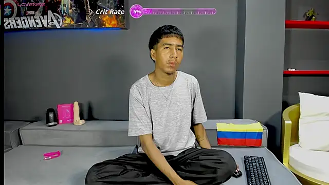 Ender h0tt online show from June 26, 2026, 1:37 pm