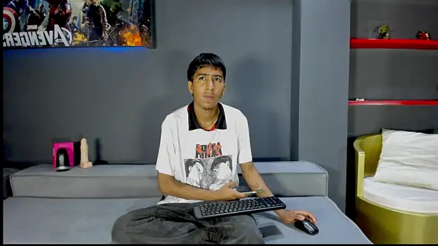 Ender h0tt online show from July 2, 2026, 8:37 pm