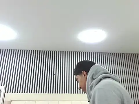 Alex Wolft online show from April 11, 2026, 11:36 am