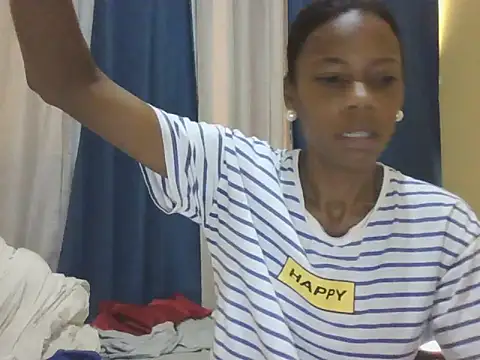 niki301 online show from April 8, 2026, 4:07 pm