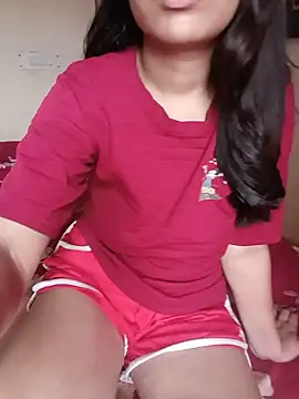 Divya3107 online show from July 9, 2026, 3:32 am