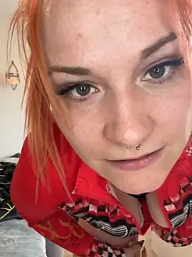 Fiebie licious  online show from April 25, 2026, 2:03 pm