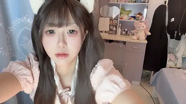 Snapshot of -peony- chatting on March 26, 2026, 11:27 am -peony- online show from March 26, 2026, 11:27 am