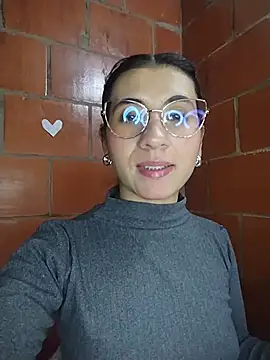 Snapshot of Amanda_x1 chatting on June 22, 2026, 7:44 pm Amanda x1 online show from June 22, 2026, 7:44 pm