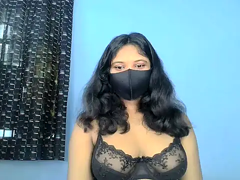 KASHISH SINGH  online show from June 17, 2026, 4:48 am