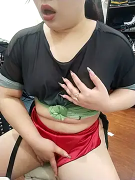 Lylyoh online show from March 25, 2026, 3:12 am