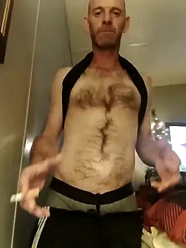 Snapshot of Fastrunner10 chatting on April 9, 2026, 5:18 am Fastrunner10 online show from April 9, 2026, 5:18 am