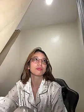 Snapshot of parker_pixie chatting on April 30, 2026, 4:02 pm parker pixie online show from April 30, 2026, 4:02 pm