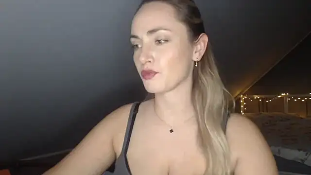 ScarlettSensitive online show from June 7, 2026, 8:12 pm