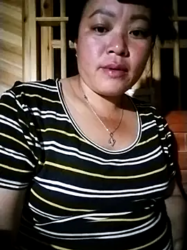 Snapshot of Min-in chatting on July 18, 2026, 1:04 pm Min-in online show from July 18, 2026, 1:04 pm