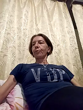 Tania9876 online show from July 27, 2026, 7:10 pm