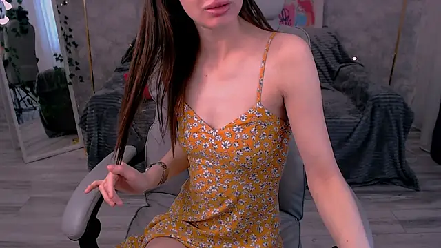 EmiliSkyy online show from March 15, 2026, 6:41 am