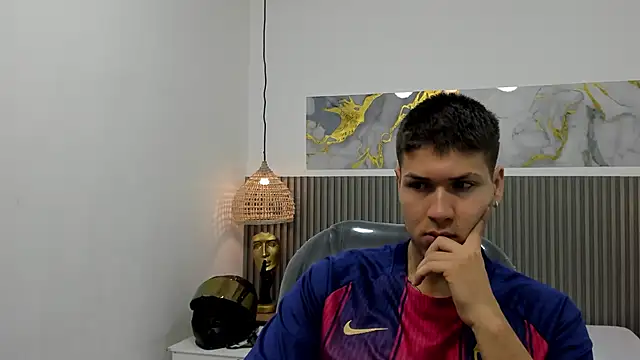 AlessandroFranco online show from April 4, 2026, 12:46 pm