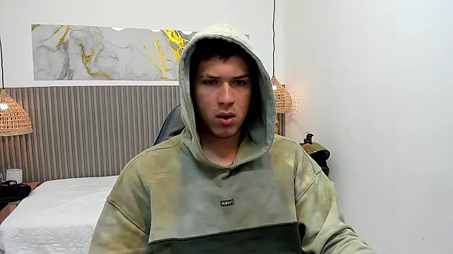 AlessandroFranco online show from July 24, 2026, 12:36 pm