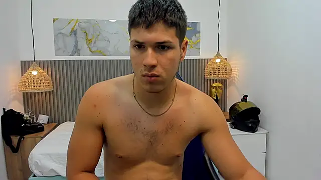 AlessandroFranco online show from July 28, 2026, 6:20 pm