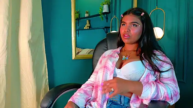 ZoeyMonroe  online show from April 28, 2026, 3:44 am