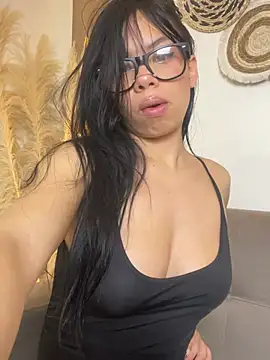 Snapshot of Queen_Chanel_XXX chatting on April 30, 2026, 8:57 pm Queen Chanel XXX online show from April 30, 2026, 8:57 pm