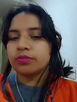 Liily Foxxy online show from March 20, 2026, 11:04 am