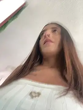 Snapshot of Electra_Pinkk chatting on June 9, 2026, 1:56 pm Electra Pinkk online show from June 9, 2026, 1:56 pm