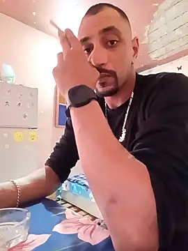 L7assTbabn online show from April 5, 2026, 6:05 pm