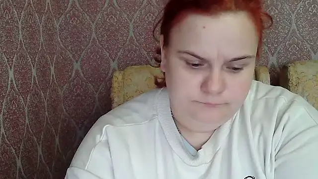 DollyGersonn online show from April 3, 2026, 5:49 am