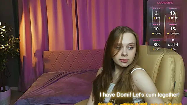 Snapshot of Megg_Ryan chatting on May 6, 2026, 2:11 pm Megg Ryan online show from May 6, 2026, 2:11 pm