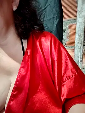 mature breasts online show from March 10, 2026, 2:11 pm