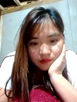 YAONIKUTE online show from April 12, 2026, 2:11 pm