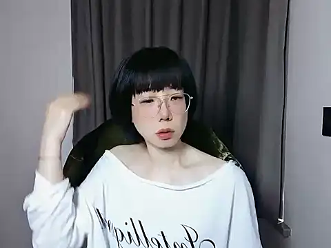 lin lin 520 520 online show from March 27, 2026, 1:33 am