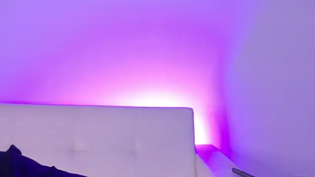CathMeow  online show from April 2, 2026, 10:29 pm