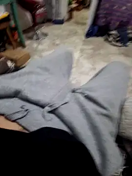 Ang3l 19 online show from April 18, 2026, 3:32 am