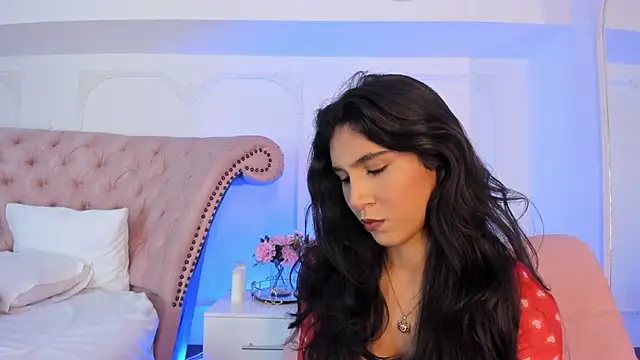 LucianaBlanco  online show from March 30, 2026, 8:54 pm