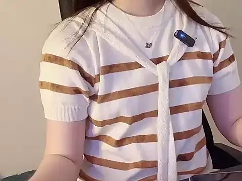 hunhun122 online show from April 4, 2026, 9:12 pm