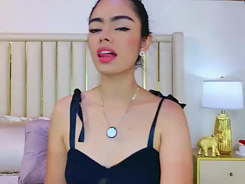 Snapshot of AnnieDesire chatting on March 24, 2026, 6:46 pm AnnieDesire online show from March 24, 2026, 6:46 pm