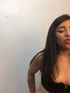 gabriela12365 online show from April 9, 2026, 3:50 am