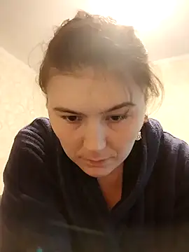 Stlla3704 online show from April 3, 2026, 3:21 pm