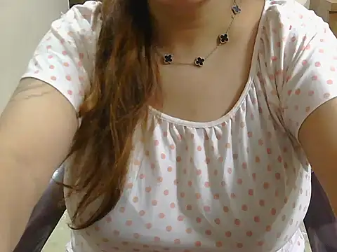 Snapshot of spicy_Zara chatting on June 6, 2026, 10:09 am spicy Zara online show from June 6, 2026, 10:09 am